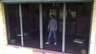 insect screens - Retractable flyscreen FlyDoor demonstration