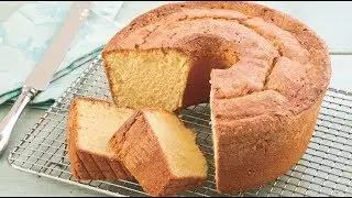 Why The Color Of Your Baking Pan Is Important | Tips From The Test Kitchen | Southern Living