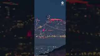 Near-supermoon lights up skies over America