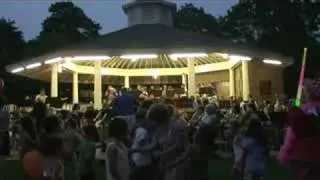 Farmingdale Village Pops - Shrek Dance Party