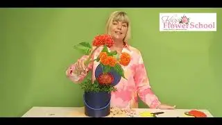 Create a simple Hat Box design along with Janette