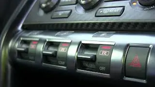 Crazy 2015 Nissan GT-R (600 Hp) launch control (0-100 km/h in 2.7s)