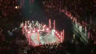 Jonas Brothers-Gotta Find You / Introducing Me (Live) 12/6/23 at Prudential Center