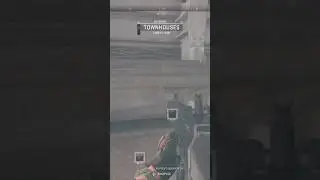 Collision bug on exfil? 🤔#dmz #cod #funny #glitch #bug #mw2 #fail #exfil
