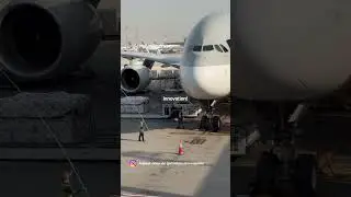 Средство для чистки Superjumbo! (Необычная чистка иллюминаторов кабины пилотов самолета A380 авиа...