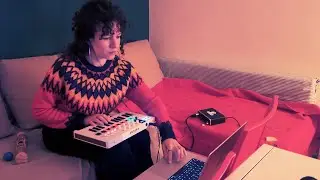 Improvised Soundscapes EP.3 - voice and Ableton synths | Live looping on armonic minor scale