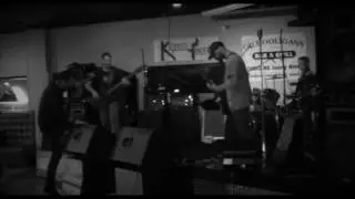 Insanity @ Gil Hooligans Bar