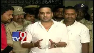 Hero Tarun grilled for 13 hours in drugs case, blood sample collected - TV9
