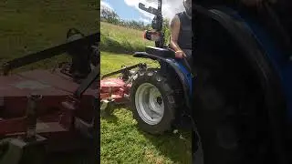 Rasen m&auml;hen quer zum Hang
