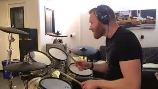 One Minute Drum Lesson - The Chicago Shuffle