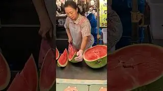 cut the watermelon #watermelon #sample #shortsfeed #shorts
