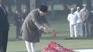 President and other dignitaries pay tribute at Shakti Sthal