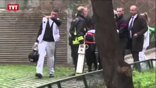 Ataque à revista satírica na França deixa 12 mortos
