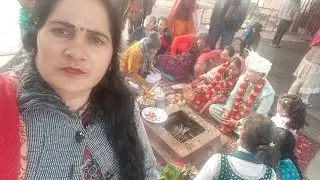 हेलो गाइस तो यहां शादी हो रही है दूल्हा दुल्हन कितने खुश हैं लिखिए राइस कितना अच्छा लग रहा है नजर🤝🤗🫠