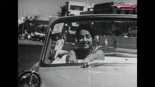लता जी और मुकेश जी का रोमांटिक गाना - Tumse Kuch Kehna Hai | तुमसे कुछ कहना है | Guest House 1959