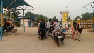 Sapha petrol pump par 
