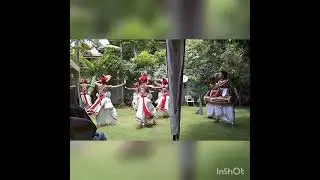 වෙස් නර්තනය  සහ බෙර වාදනය.....