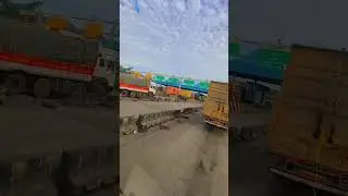 Maharashtra border traffic