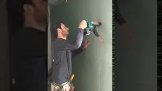 Makita DFR550Z 18V Cordless Li-Ion Auto-Feed Screwdriver