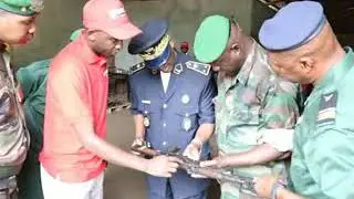 DOUGA COMNAT ARMEE GUINEENNE