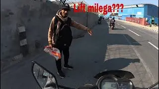 Lift to an indian || indian playing futsal 😱😱😱