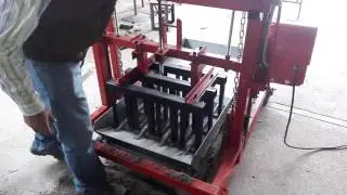 Maquina bloquera ponedora Leorey C2300  Fresnillo Zac. Mex. Cel.4931017945