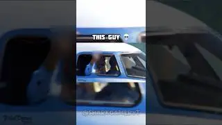Normal pilots waving vs this guy 💀 | #aviation #plane #avgeeks