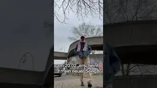 Bis morgen Nacht h&auml;lt die Fassade, dann kommt der n&auml;chste Song aus meinem Soloprojekt.