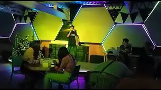 Dialeg - Texto (En Vivo desde el Sunfirefest)