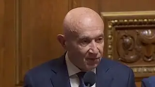Claude Malhuret demande au premier ministre de s&rsquo;opposer &agrave; une &laquo; Assembl&eacute;e saisie de folie fiscale &raquo;