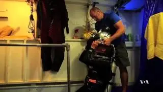 Astronauts Train in Underwater Lab
