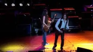 The Guitar Queen Meets Her Idol
