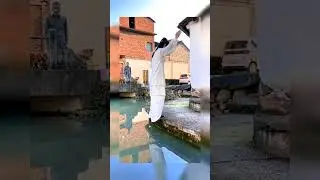 Shaolin Monk Jumps On Water || Kung Fu Monk Crazy Stunts 2024 #stuntkungfu #ytshorts #Stunts#Shorts