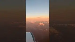 Sunrise over New Zealand Alps - Qantas 737-800 #qantas #boeing #newzealand #aviation