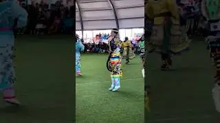 #nativeamerican #indigenous #jingledress #sioux #cree #culture #dancing #navajo #powwow #viral