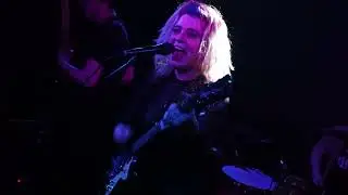 Weekend Recovery - Turn It Up (Live)