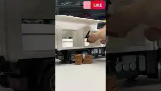 Mercedes Benz Actros Transport Cargo Container Truck 🚚 🚛 #viral #diecast #shorts