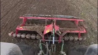 Diskošana #2025 #uniaaresL4 / Disking a harvested beans field #johndeere7530 / Дискование