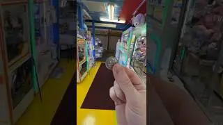 She WON Pokemon Cards in a JAPANESE Arcade! 🕹️