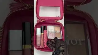 What&rsquo;s in my pink makeup case. #dihconcepts #makeupbag #makeuporganizer #cosmeticbag #beauty