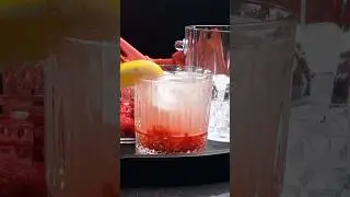 Raspberry Vodka 🍋 Lemonade Cocktail Recipe #cocktails #happyhour #cheers #raspberry #vodka
