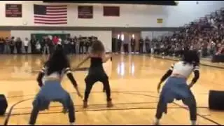 Jasmine villegas(performering that me right there)