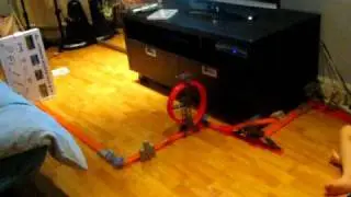 HotWheels Trick Tracks Mega Stunt Pack Stunt Set.