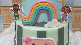 Detailed video on how to stack a 2 or 3 tier cake. 