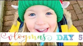 ADVENT CALENDAR STROPS AND AMAZING SINGING - Vlogmas Day 5