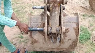 Bucket change ? JCB 3DX Backhoe  |