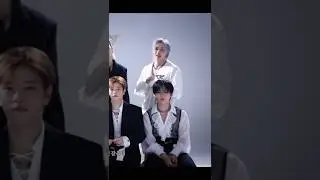 Guess who didn't read the group chat? #straykids #skz #kpop #kpopskz #fyp #hyunjin #felix #funny