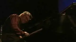 Piano Interrupted - Cross Hands / Hobi (HD) Live In Paris 2015