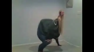 Tumblr Girl dancing to Shake That Monkey
