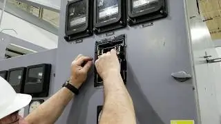 How to remove a GE Relay from the Panel